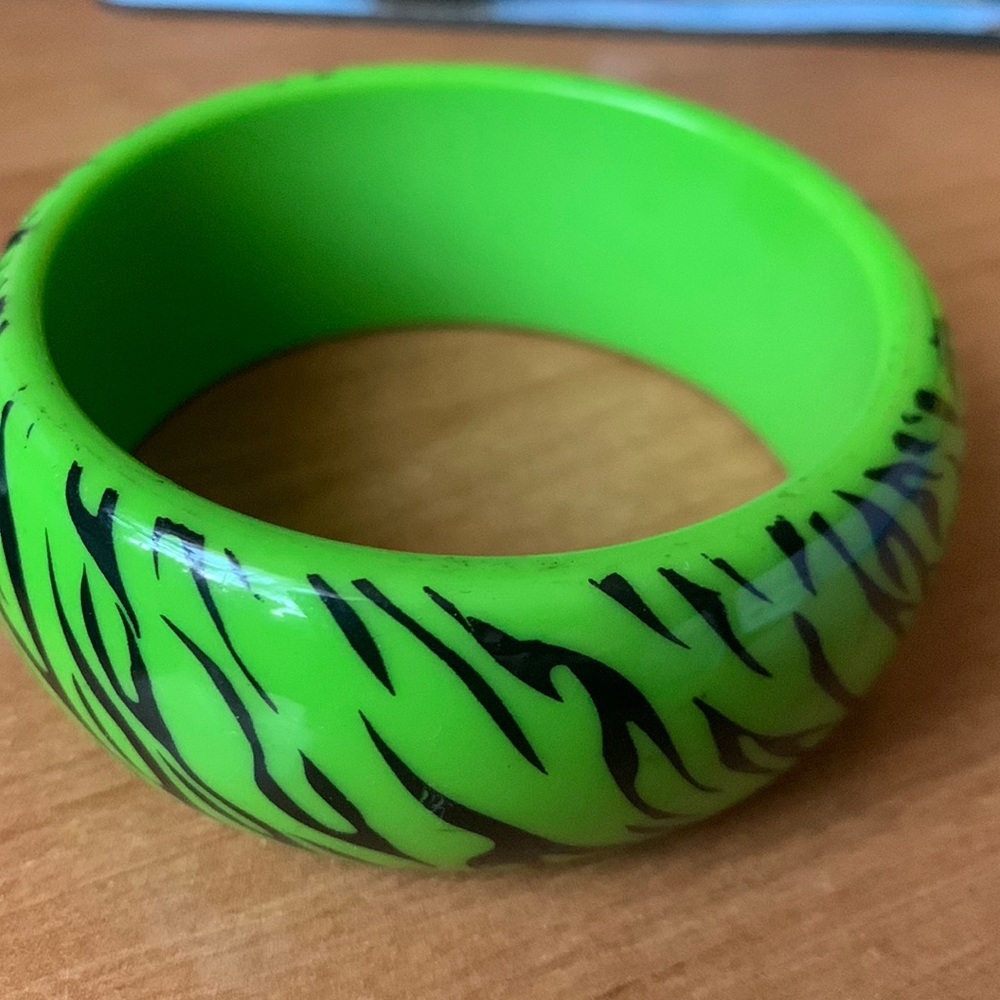 Animal print bracelet